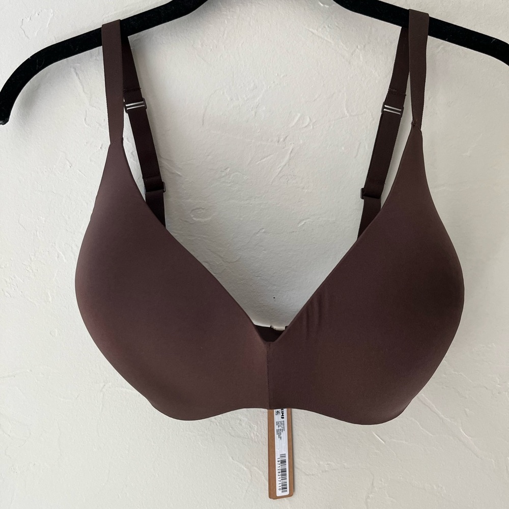 🤎SKIMS BODY WIRELESS FORM PUSH UP BRA IN ESPRESSO 32DDD